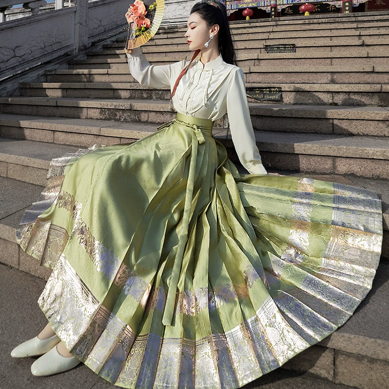 Реальная съемка нового китайского стиля ранней весной