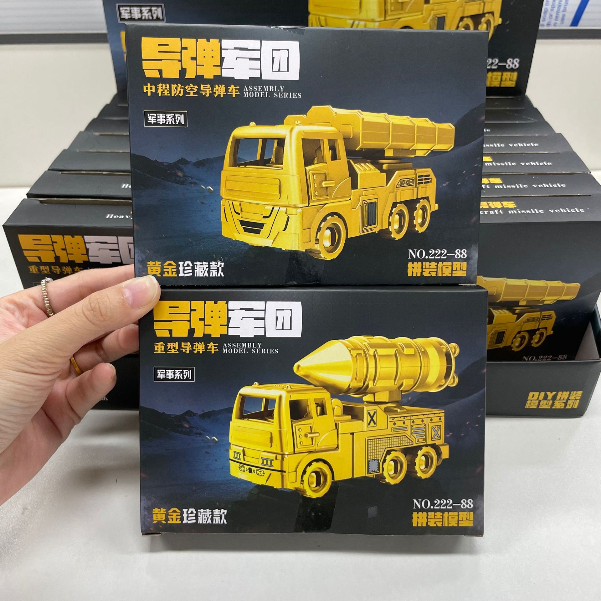 Puzzles para niños DIY adornos modelo de coche de ensamblaje bloques de construcción juguetes para niños de la ciudad de juegos de la institución de puntos de intercambio de regalos image 5