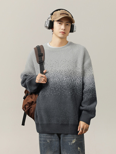Mink-fur-like gradient-design sweater—autumn/winter new arrival, warm pullover knitwear with textured, loose fit and trendy brand label—Q