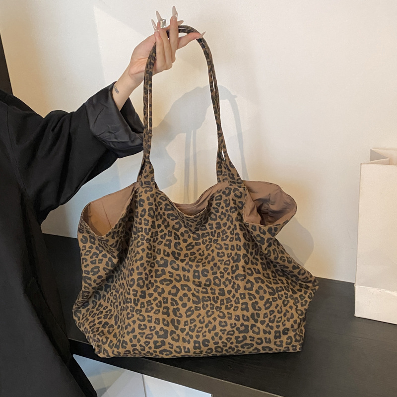 Oversized Leopard Print Soft Shoulder Tote Bag 1