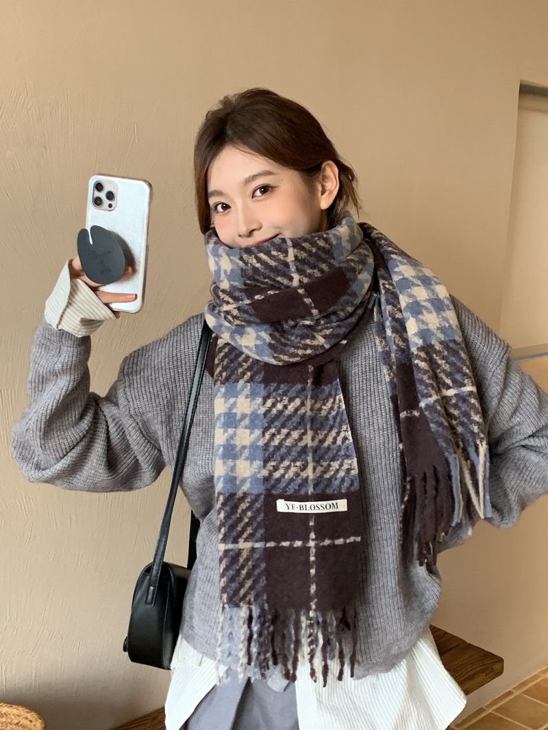 Women's Cashmere Scarf In Retro Blue Thousand Bird Grid Pattern_voghion.com
