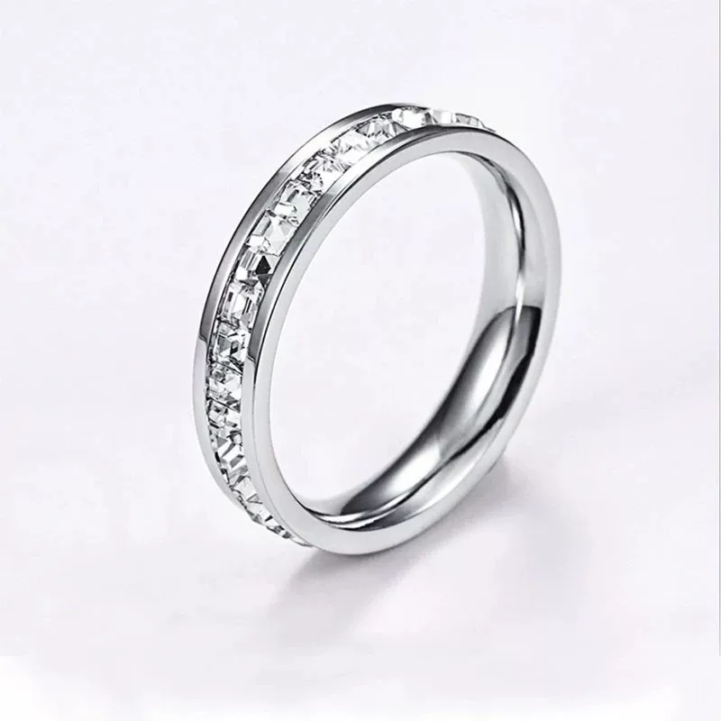 Ring stainless steel, simple elegant design, sizes 5–11, gold & silver options