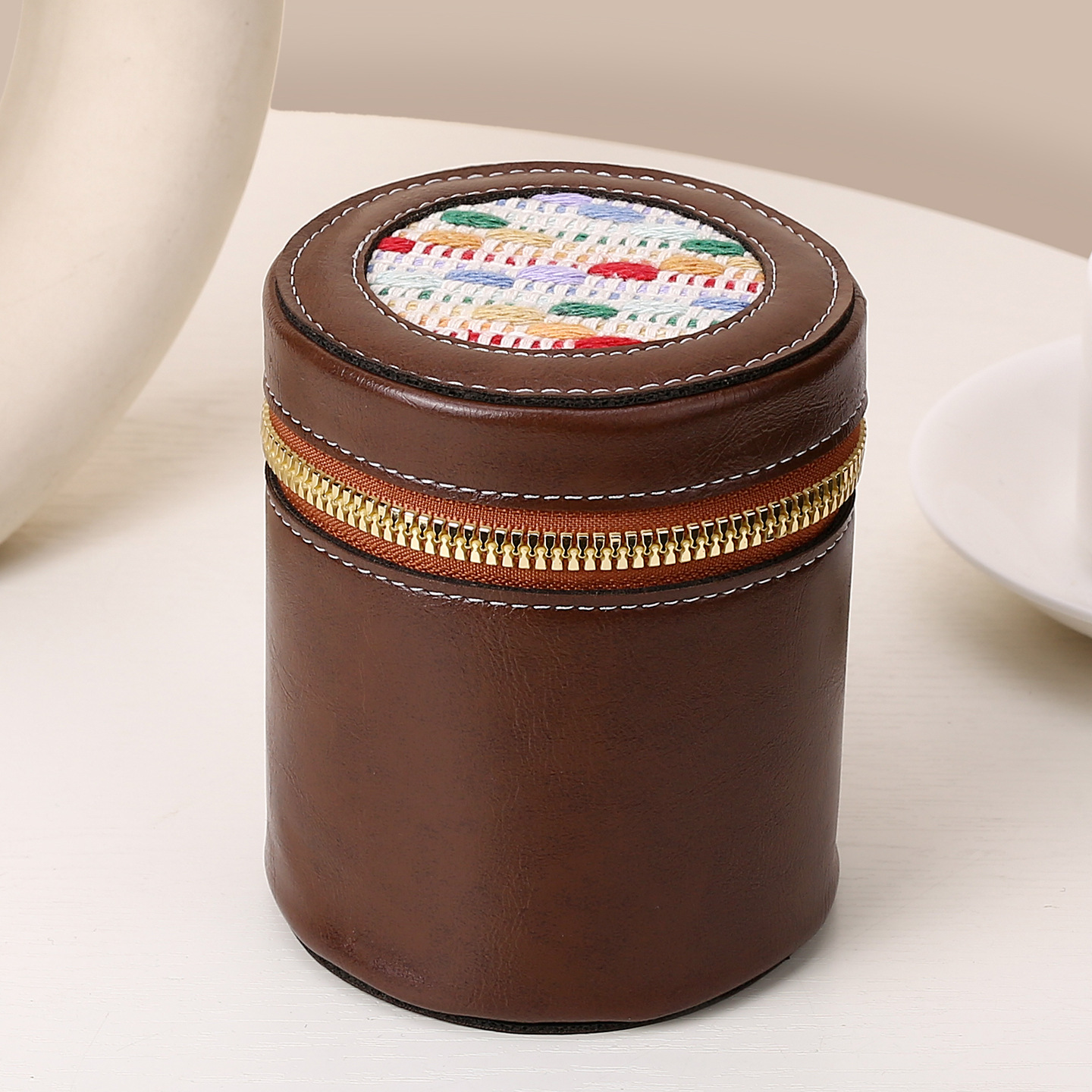 Bolsa de maquillaje de cuero retrógrado, bolso de cambio de lápiz labial, bolso de viaje portátil, barril de almacenamiento personalizado, mini bolso de cambio redondo