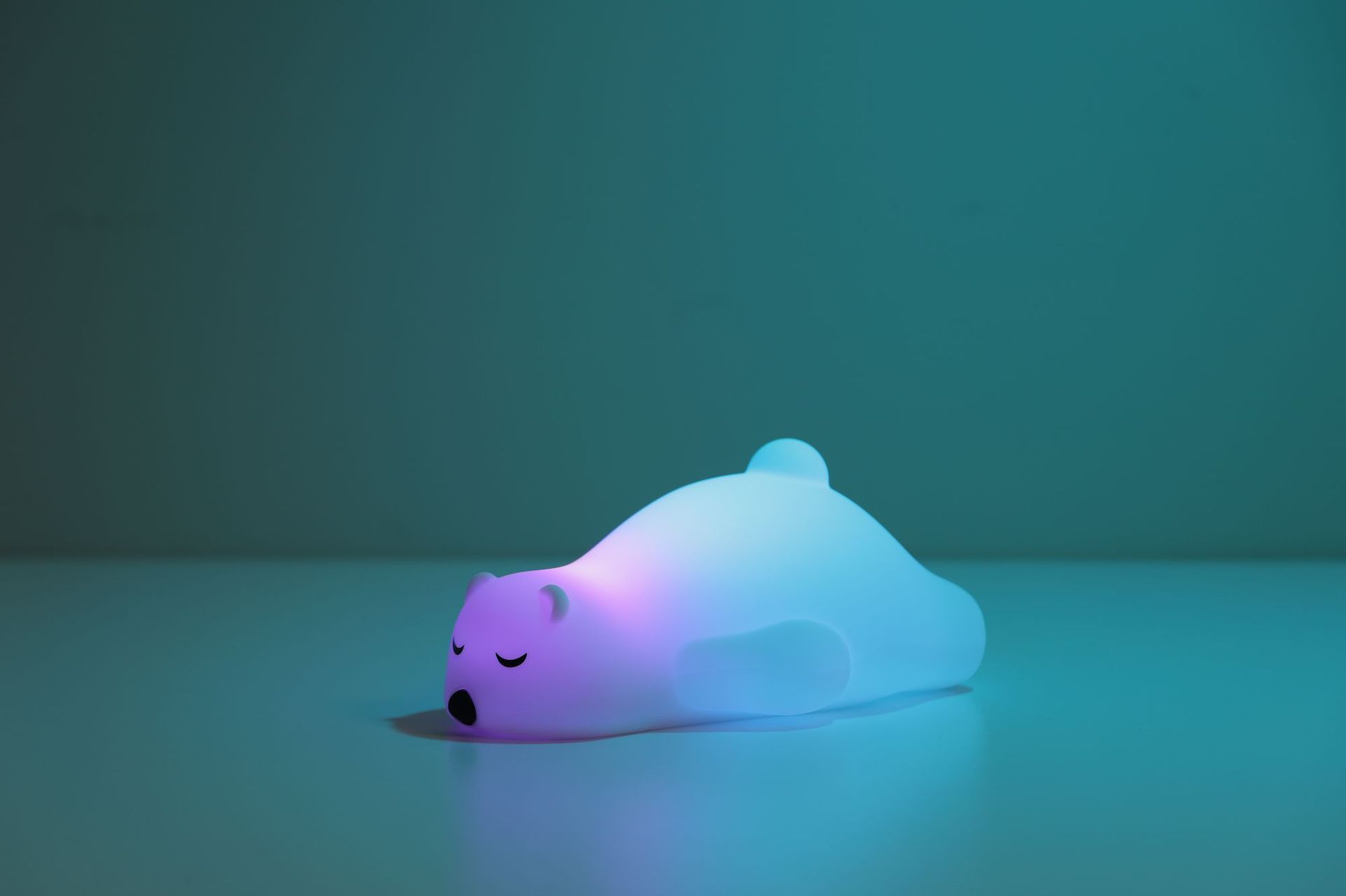 Transfronteriza nueva raqueta de hipopótamo Luz de silicona LED dormitorio luz de noche USB tiempo de carga luz del sueño Luz de La Noche