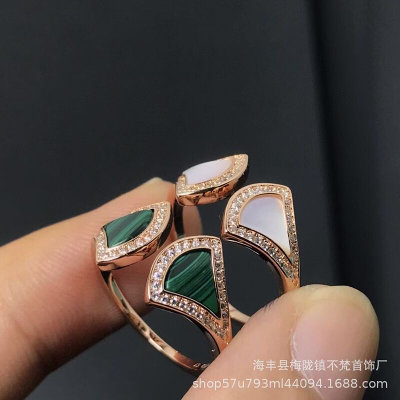 Baojia V Gold high quality White Fritillaria Fan Ring Fashion Skirt Open Ring Factory Direct Live
