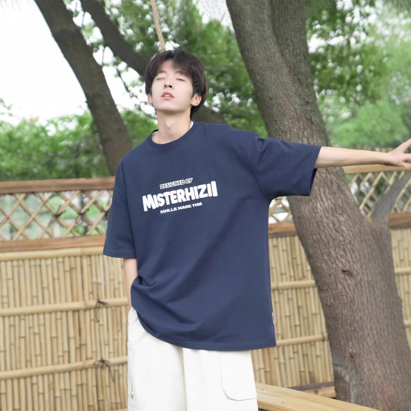 2025 New Boyfriend Style White Letter Short Sleeve T-Shirt for Boys Summer Fashionable Loose Black Round Neck Top for Men
