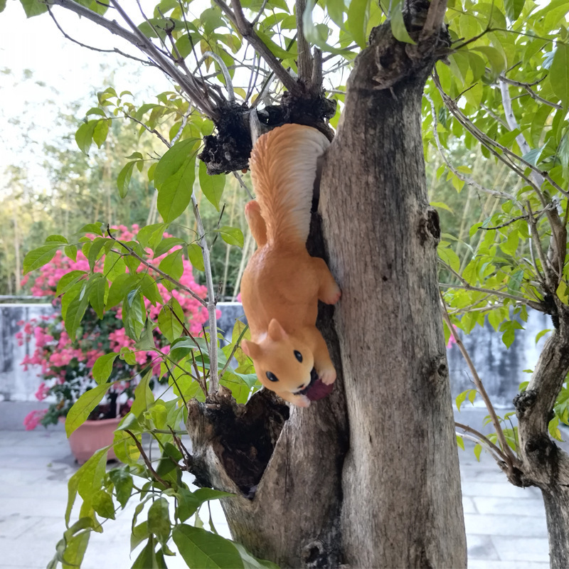 Creative Artificial Squirrel Crafts Pendant Courtyard Balcony Garden Outdoor Fence Tree Landscape Bonsai Hanging Decoration