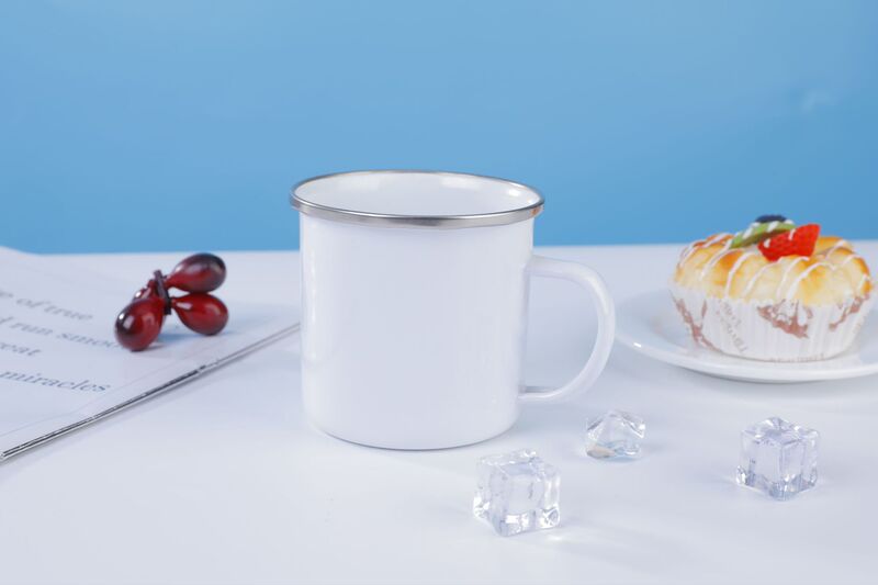 レトロなエナメルカップの個性がシンプルで、古い鉄茶シリンダーはロゴ広告を印刷してエナメル茶筒をプレゼントすることができる|undefined