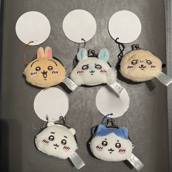 Self-deprecating Bear Usagi, Hachiware, Miki, Mochizuki plush card holder, coin purse, metal clip bag charm, coin purse