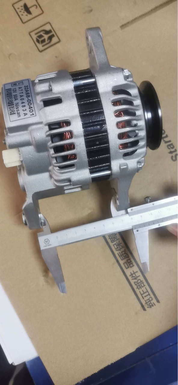 Генератор для погрузчика TCM, подходит для Nissan K25, артикул 23100-FU410 / A7TA3377