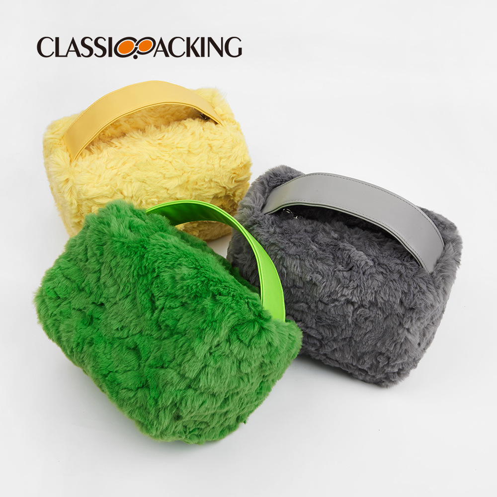 Bolso de almacenamiento al por mayor de fábrica Bolso de mujer de tendencia de moda de gran capacidad Bolso cosmético de material de felpa multifuncional