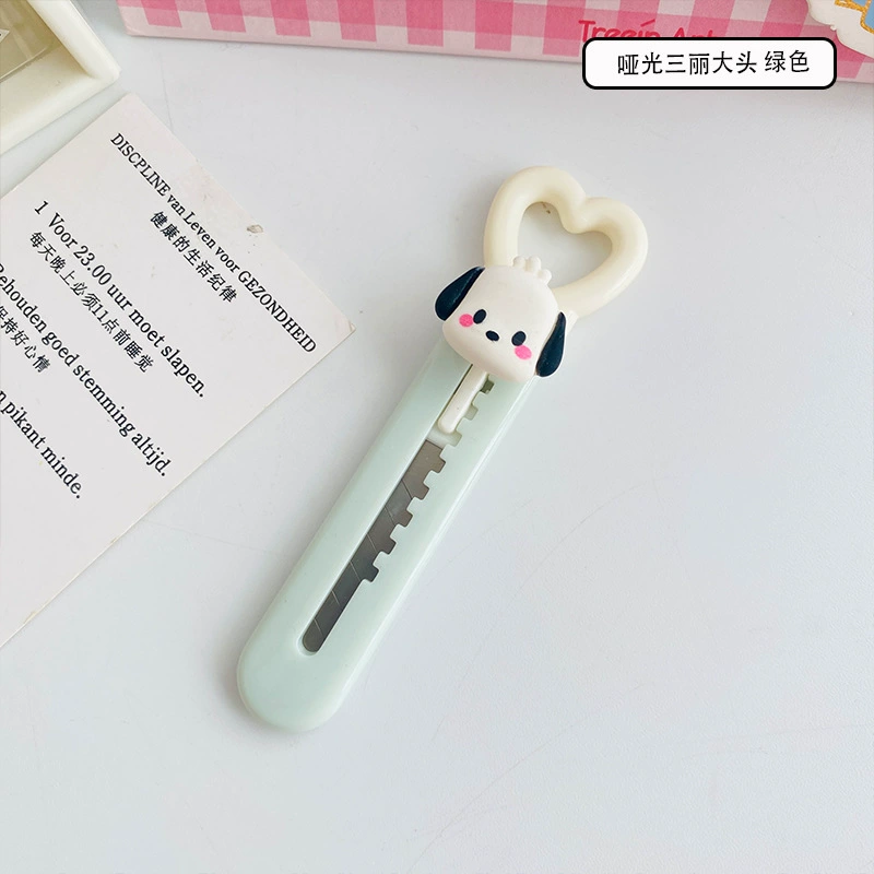 Мультяшная мини-кукла для учащихся начальной школы, pocket-нож, вручную сделано
