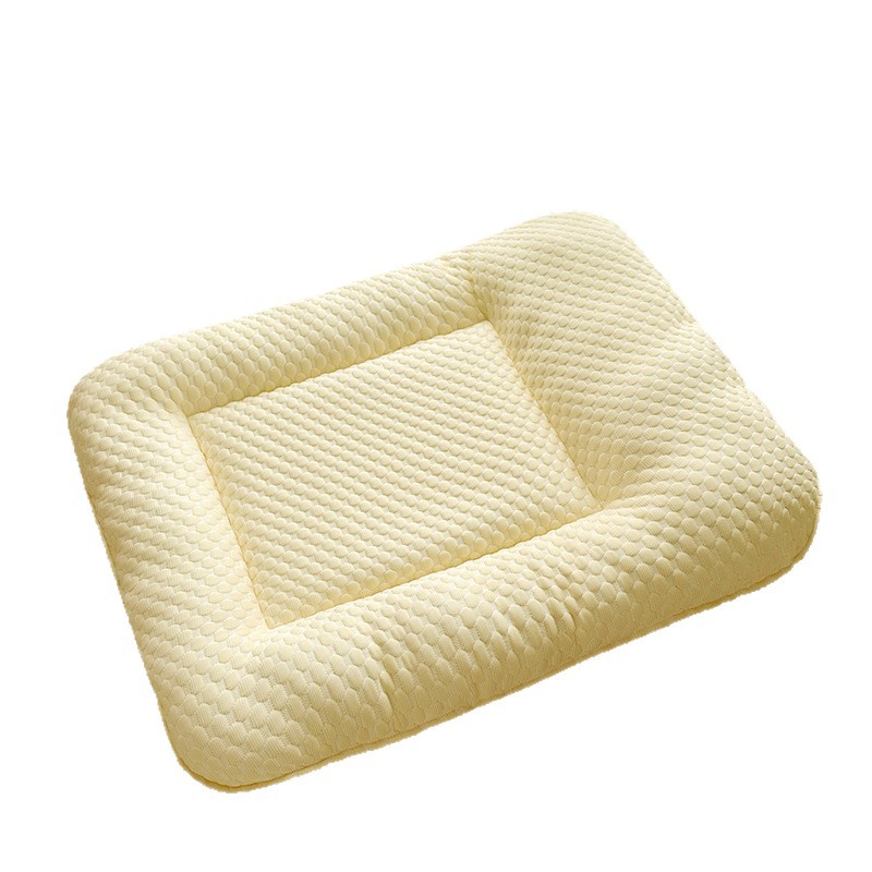 Alfombrilla para perros Alfombrilla para dormir de verano Colada para perros pequeños Alfombrilla de hielo para mascotas Alfombrilla de verano para perros y gatos Alfombrilla de enfriamiento para gatos Desmontable y lavable