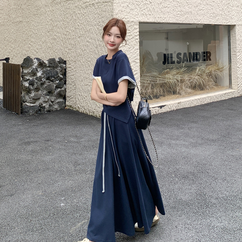 ネイビーブルーカジュアルスカートスーツ女性のための夏の2025新しい韓国スタイルのシンプルなTシャツスカート2点セット|undefined