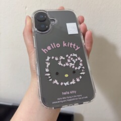 女の子のためのハート型の花柄KT表情のiPhoneケース、17ProMax、16Pro、15/13対応、新作ハードケース、猫好きの女性向け