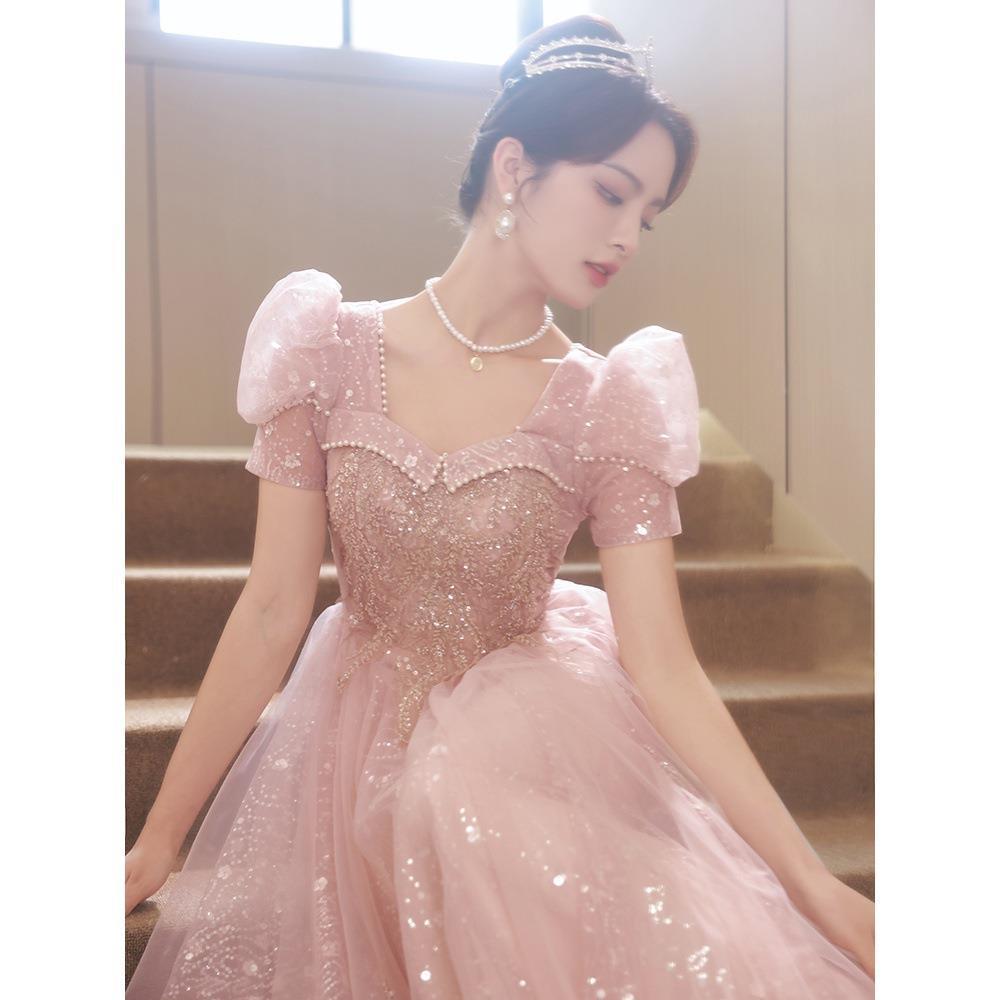 Vestido de noche rosa para mujer, nuevo estilo 2026, elegante, de lujo ligero, estilo nicho, estilo francés, estilo hada, para ceremonia de adultos.