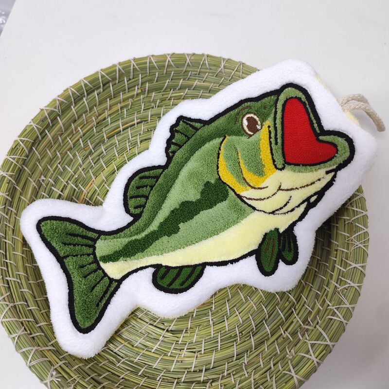 Creative fish-shaped hand towel, hangable, made of thickened coral fleece, multi-purpose hand towel for children's bathroom and kitchen