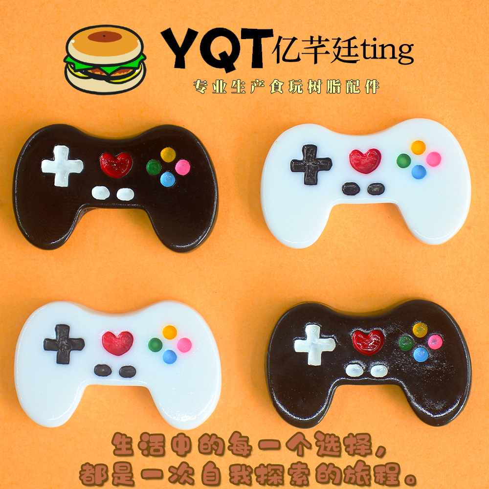 YQT微缩游戏机手柄diy树脂小配件奶油胶潮玩公仔毛绒玩具服饰配饰