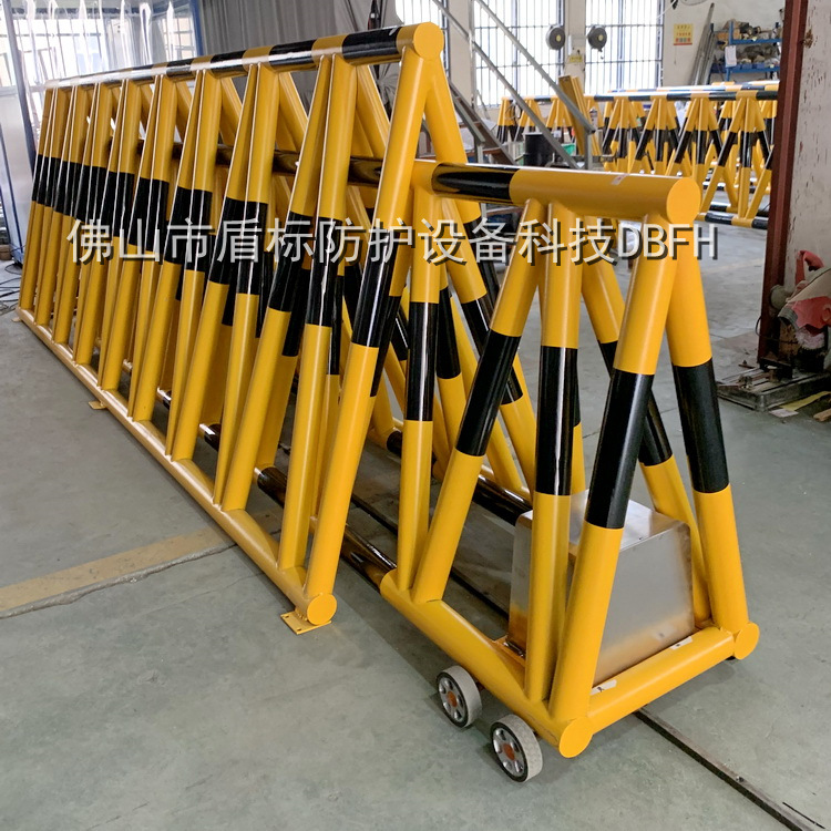 学校部队防闯防冲电动拒马,道路安全隔离栅栏遥控伸缩车挡止路障