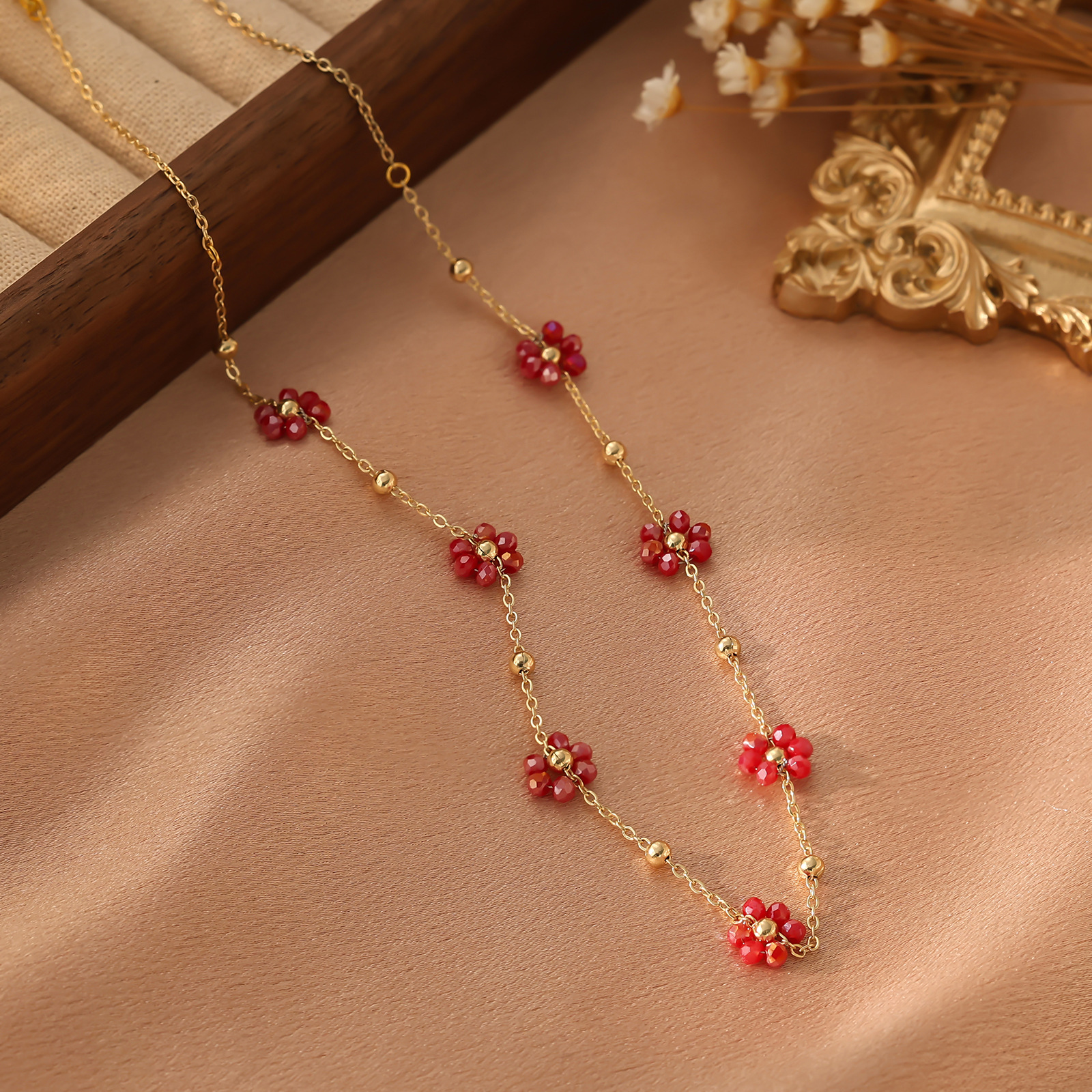 10g Weight Necklace Classification Titanium Steel Chain Material cable chain Chain Type 1 Piece Quantity Holiday, Daily Occasion Titanium Steel Material Flower Pattern All Seasons Season Women's Gender Plating Design Simple Style Style Wholesale Jewelry Simple Style Flower Titanium Steel Plating Necklace Cable Chain 11