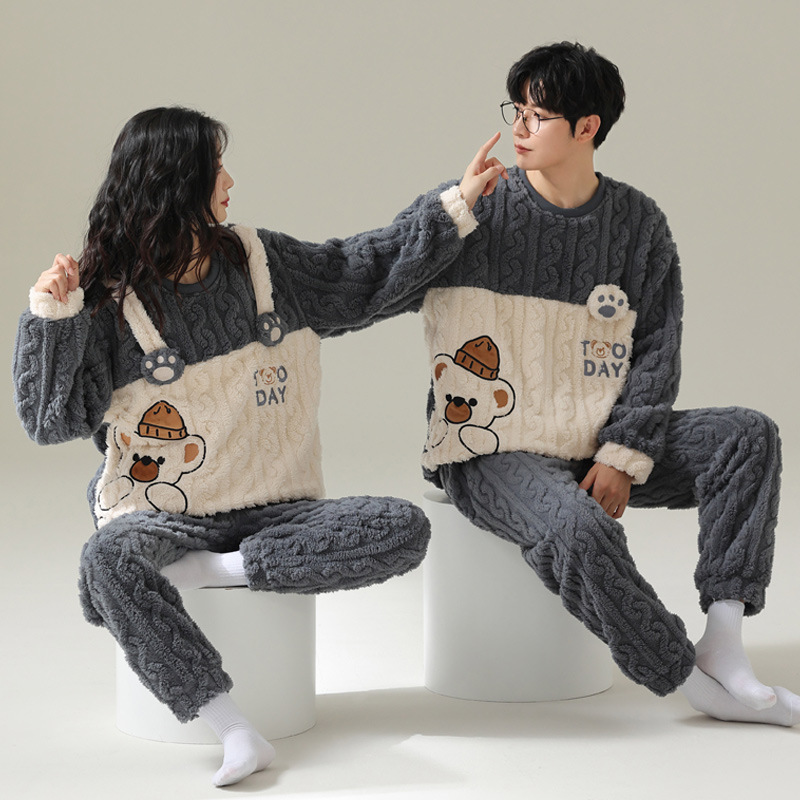 [100% fibra de poliéster] pijamas pareja de coral de lana desgaste en el hogar de dos piezas de franela engrosada cálida primavera y otoño