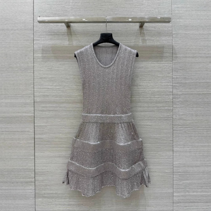 French Style 25 Summer New Thin Flash Small Sequins Sleeveless Socialite White Fumei Special Yarn Tight Waist Slimming dress