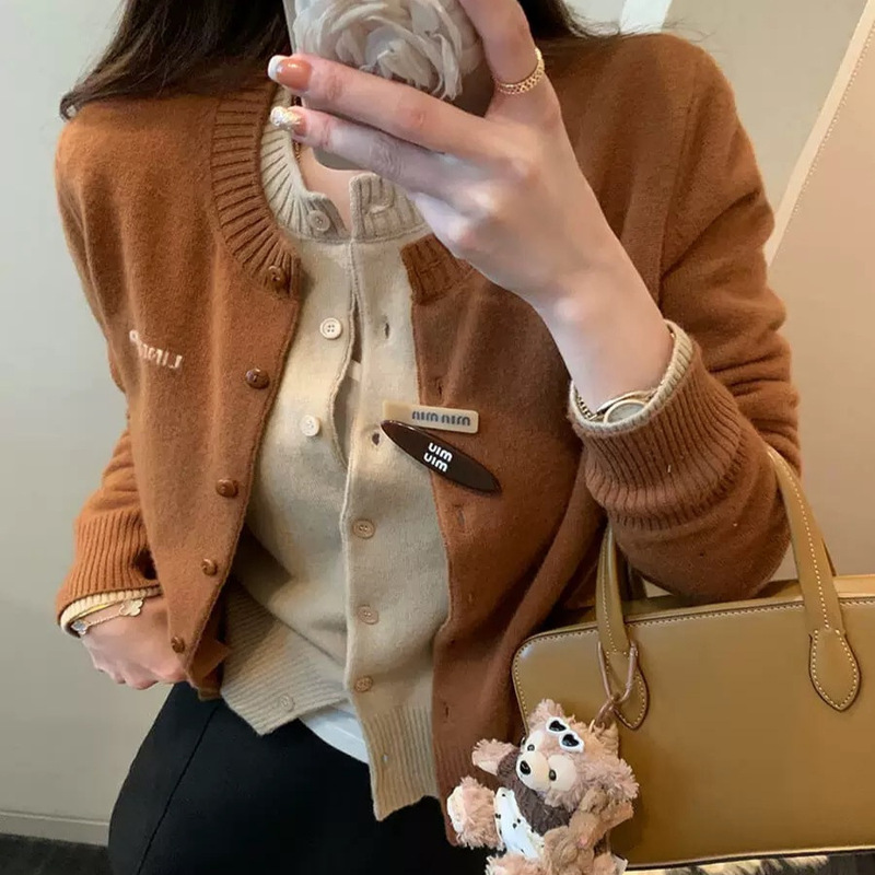 Miu Same Style Autumn and Winter New Women's Wool Cardigan Round Neck Slim Embroidered Jacket Fashion Long Sleeve Sweater Knit