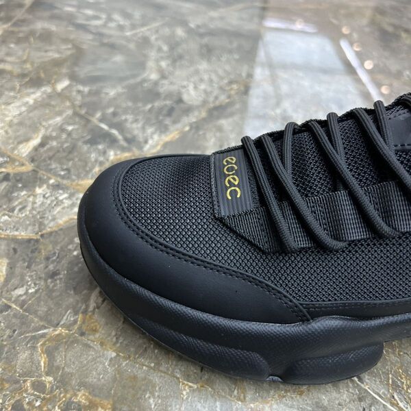 Demi-season breathable black trend fashionable casual sneakers…