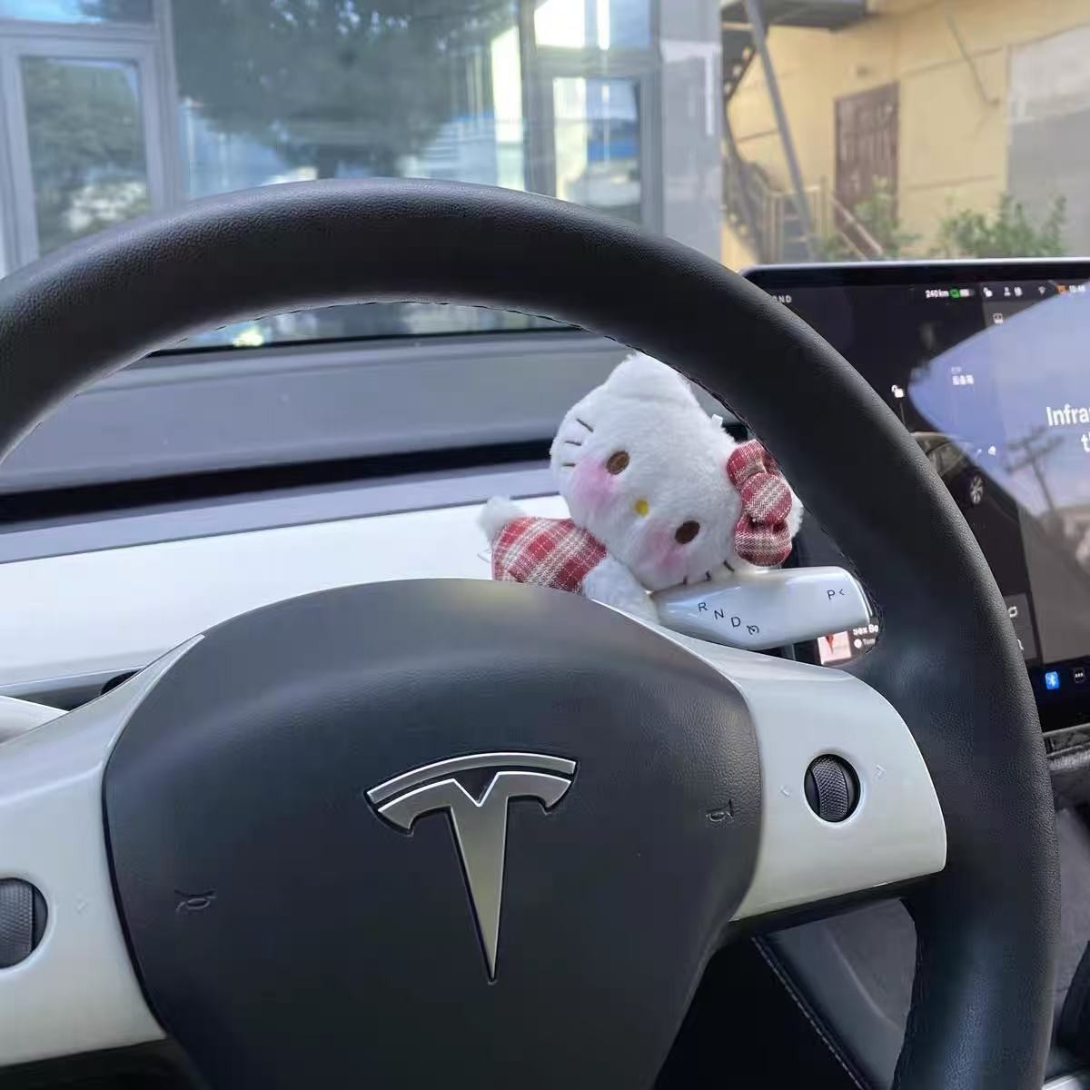 Cute Side-Mounted Plaid Kitty Car Dashboard Decoration, Car Wiper and Turn Signal Decoration, New Car Gift