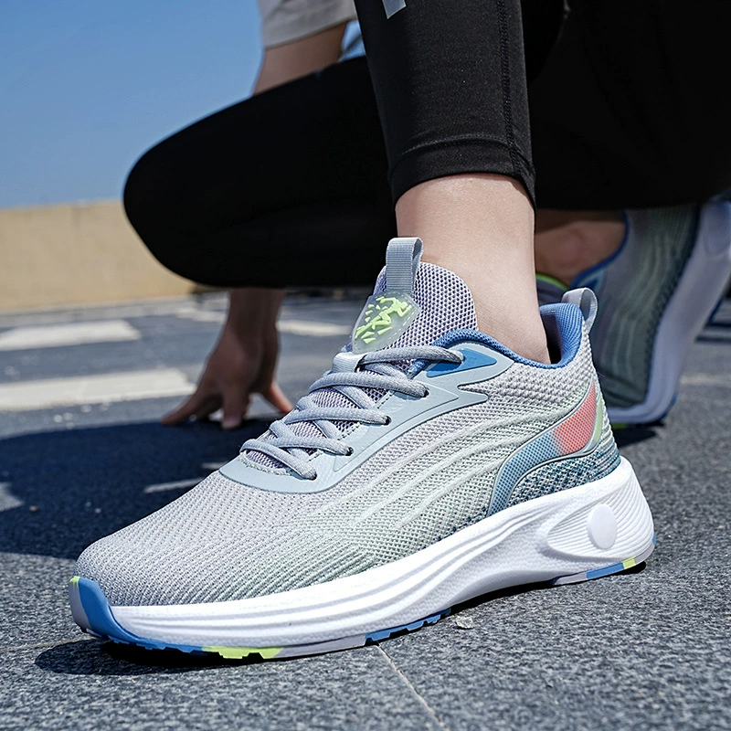 Мужская спортивная обувь большого размера 2024 новая дышащая сетка папочка обувь мужская пара повседневная обувь для бега оптом