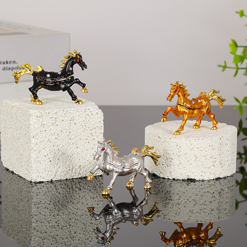 Horse Ornaments, Handicrafts, Jewelry Boxes, Small Pendants, Factory Direct Sales, Horse Small Jewelry Boxes, Bedroom Diamond-Encrusted Decorative Ornaments