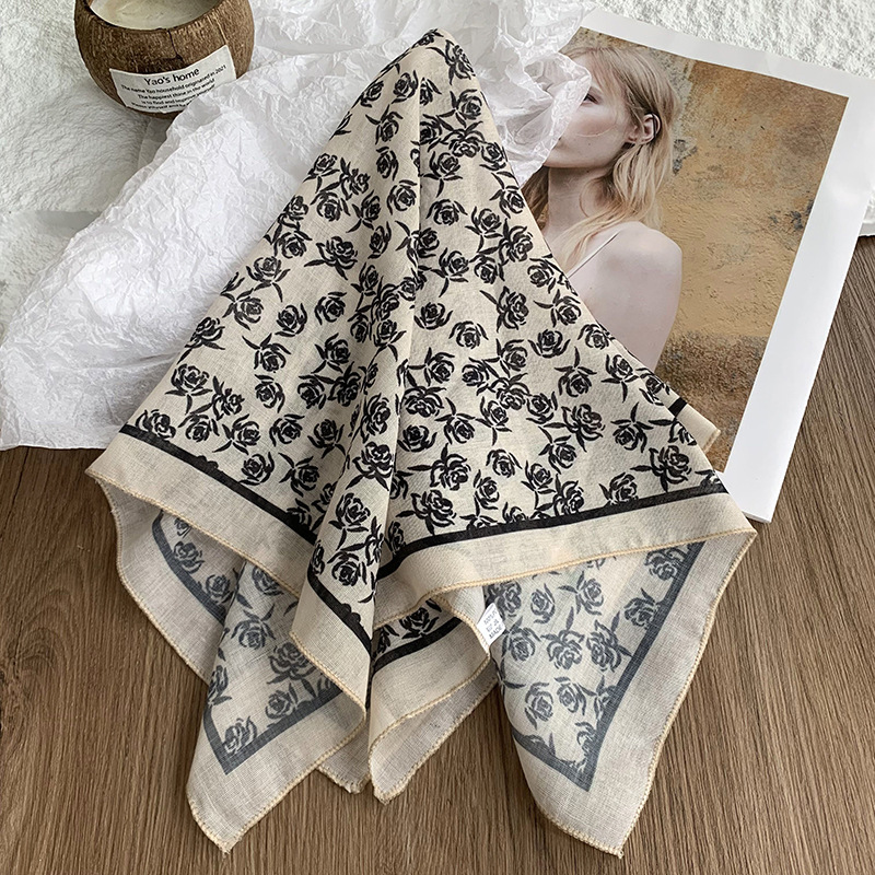 Pañuelo de seda de algodón y lino, bufanda cuadrada, sensación premium, nueva bufanda decorativa de todo fósforo de verano, pañuelo en la cabeza delgado, cinta para el cabello, cinta para el cabello