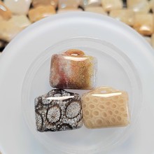 印尼菊花石珊瑚玉新款式迷你款公文包包DJ饰品百搭吊坠等等