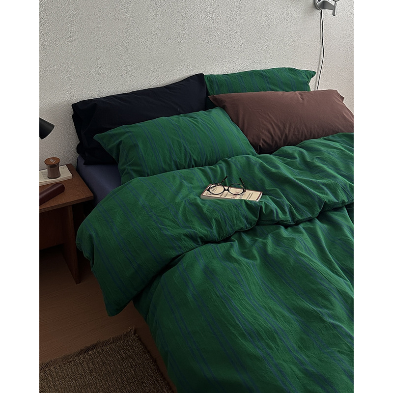 Vintage-style Retro Striped Cotton Bedding Set Blue And Green_voghion.com