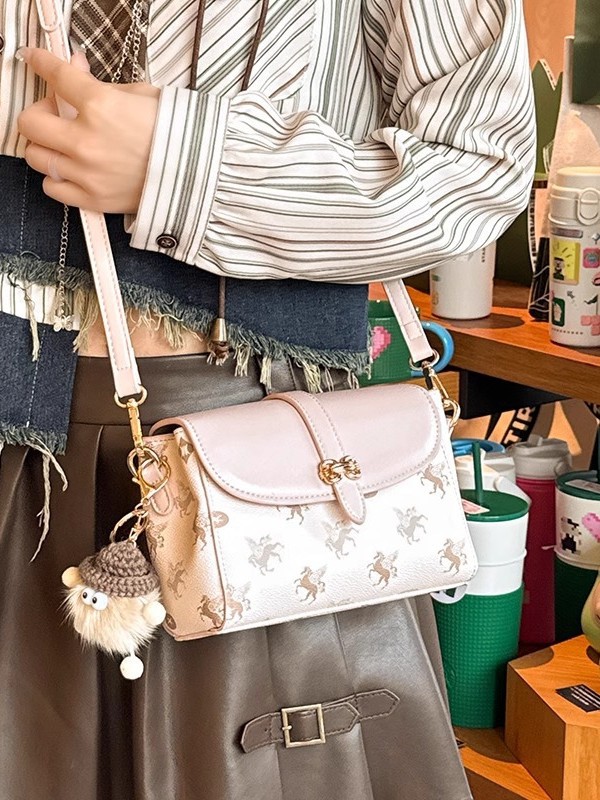 Gu Shu Bag 2025 nuevo bolso de mensajero para mujer bolso pequeño otoño e invierno regalo de cumpleaños de alta gama bolso de hombro y axila