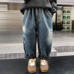 おとぎ話の記憶の中にある大きな男の子用の裏起毛デニムパンツ、子供用秋冬用厚手一体型裏起毛ベビーデニムパンツ