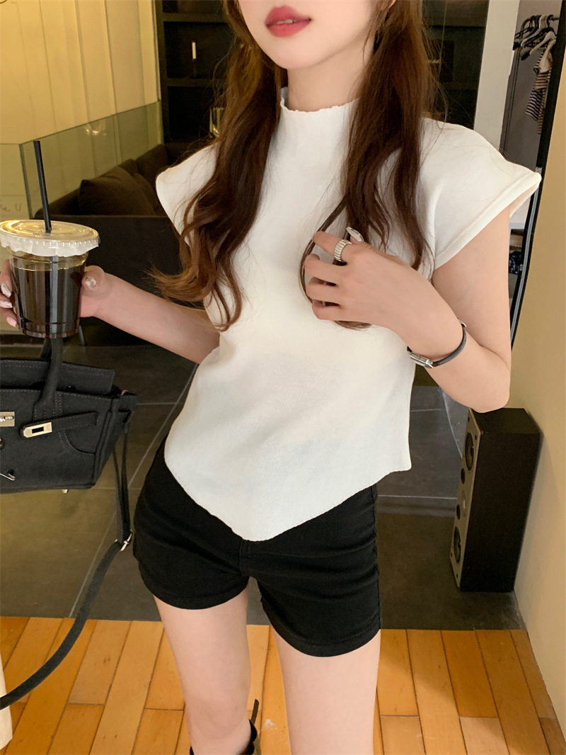 하얀색