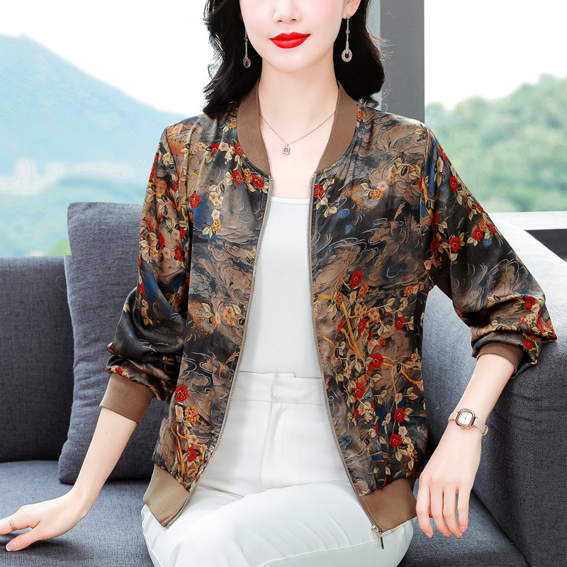 中年妈妈春游出行防蚊防晒防风春夏外套时尚夹克大码年女装棒球服