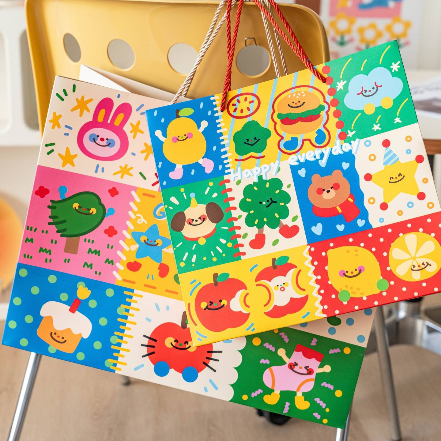 冠淘 卡通文字手提袋礼品袋2025卡通可爱创意礼物袋手提袋纸袋