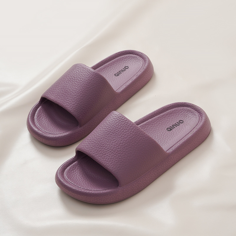 Zapatillas de verano para mujeres 2025 nuevas parejas en el hogar baño antideslizante baño no olor a pies zapatillas frías para hombres