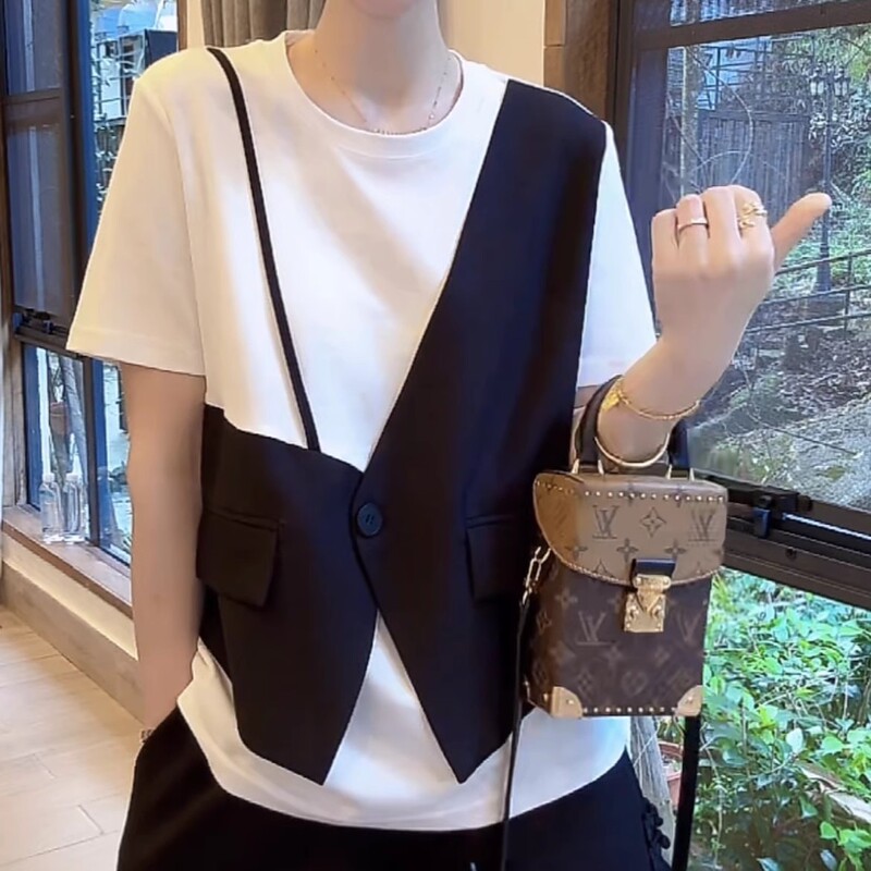 Brother's Boutique Quality Summer New Design Niche T-Shirt with a High-End Fashion Trend, Stylish Patchwork, and Faux Two-Piece for Women Brother's Boutique Quality Summer New Design Niche T-Shirt with a High-End Fashion Trend, Stylish Patchwork, and Faux Two-Piece for Women