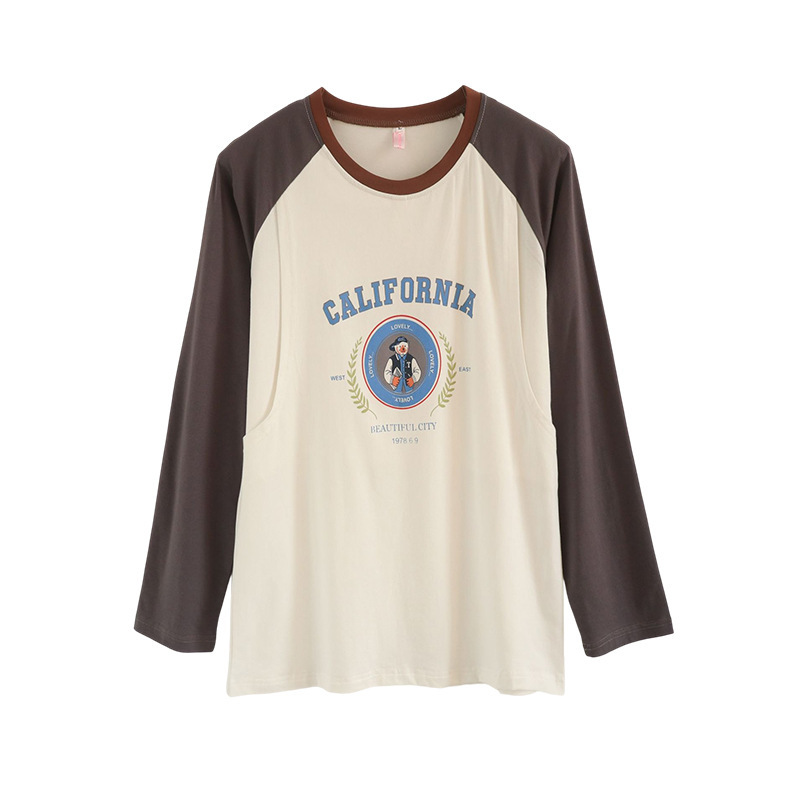 授乳上着のtシャツは外に出ます。|undefined