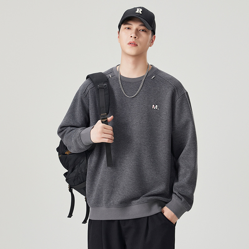 High-quality men's crew neck sweatshirt, 2026 autumn new style, loose fit, gray, warm, pullover, light luxury, suitable for layering or outerwear High-quality men's crew neck sweatshirt, 2026 autumn new style, loose fit, gray, warm, pullover, light luxury, suitable for layering or outerwear