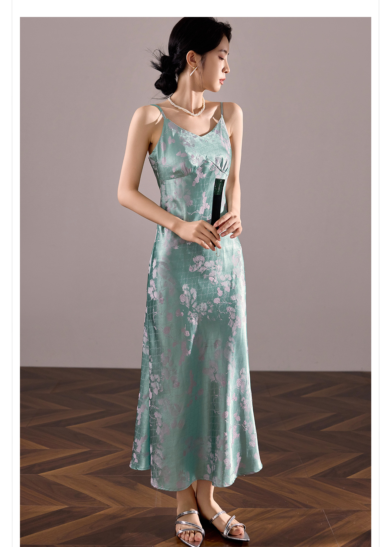 Đầm ôm body nữ chất liệu acetate hoa văn jacquard, dáng dây mảnh, phong cách tân cổ điển — màu vàng chi tiết 2