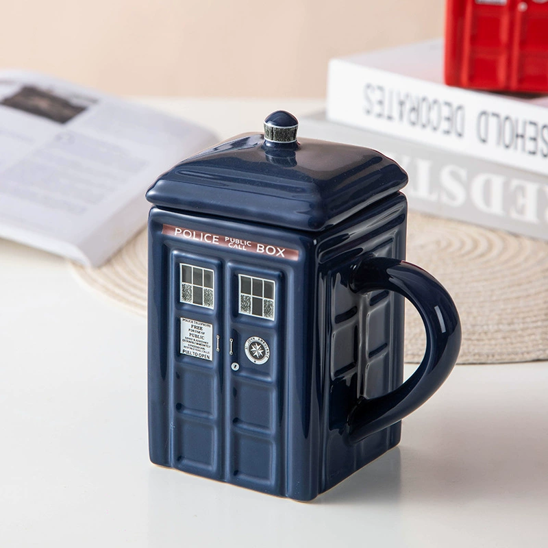 Керамическая кружка Police Box, ретро-дизайн британского павильона с крышкой, 401–500 мл, красная или синяя
