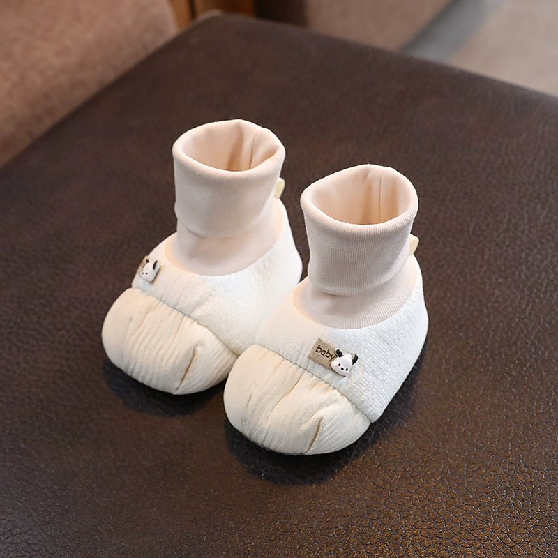 Весенне-осенняя новая детская обувь для мальчиков и девочек От 0 до 1 года обувь и носки цельная нескользящая обувь с мягким дном Повседневная нескользящая обувь для малышей 6