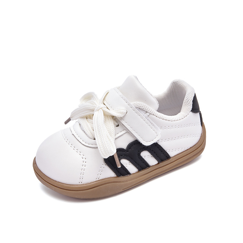 Zapatos deportivos para niños 2026 primavera nuevos zapatos de entrenamiento para niñas con suela suave, zapatos casuales para niños, zapatos para bebés pequeños zapatos blancos