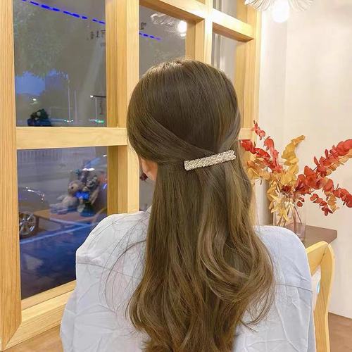 Crystal beaded hand-woven rice beads spring clip on the back of the head temperament hair clip hair iron new summer hair clip