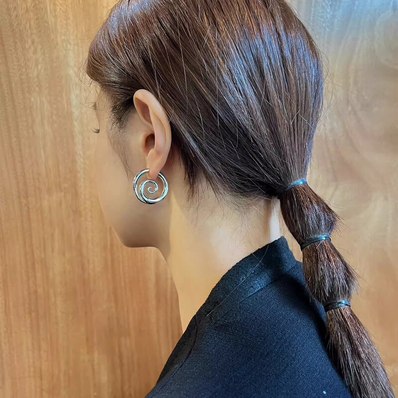 Ins Style Minimalist Gone Spiral Hoop Earrings European and American Fashion Snail Shape Geometric Design Sense Earrings for Women Ins Style Minimalist Gone Spiral Hoop Earrings European and American Fashion Snail Shape Geometric Design Sense Earrings for Women