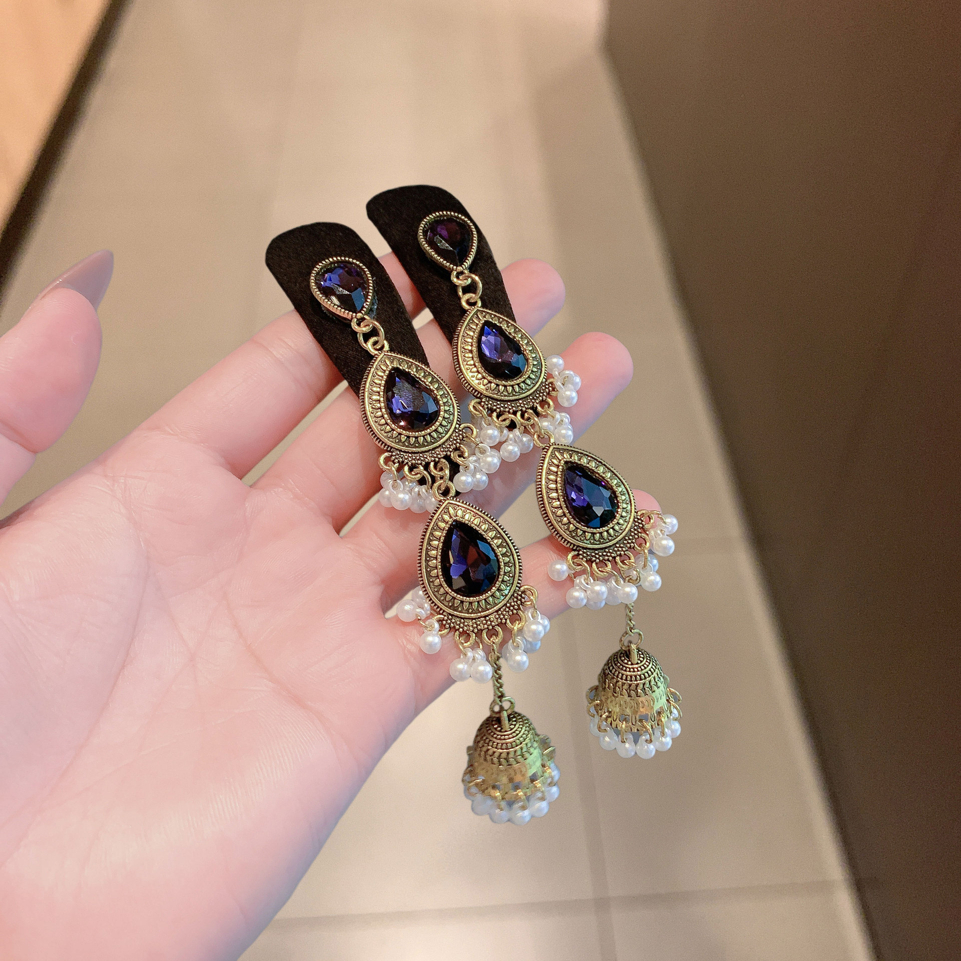 Luxurious and Exquisite Retro Oval Diamond Crystal Tassel Hairpin Fashionable Ethnic Style High-End Side Pendant Hair Accessory